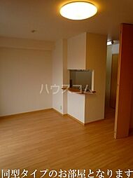 ボヌール・フーカ 205 2階ワンルームのリビング/ダイニング