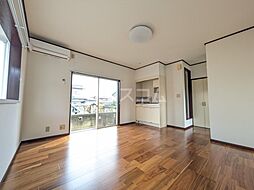 アリス渋川第2 101 1階ワンルームのリビング/ダイニング