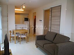 サリサ.h 1階ワンルームのリビング/ダイニング