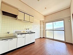 ハピネス光 305 3階2DKのリビング/ダイニング