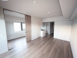 アトラスシティ千歳烏山グランスイート杜ノ棟 425 4階2LDKのリビング/ダイニング