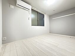 Nest Hirai 102 1階1Kのリビング/ダイニング