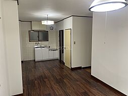 マキ高輪 101 1階ワンルームのリビング/ダイニング