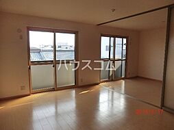 アザレア 203 1階2LDKのリビング/ダイニング