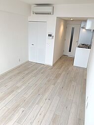 ドゥーエ学芸大学 402 4階ワンルームのリビング/ダイニング