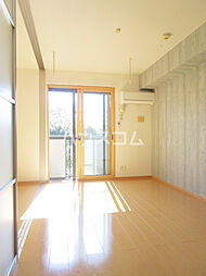 プラムツリー 103 1階1LDKのリビング/ダイニング