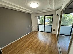 コンフォール 1階2LDKのリビング/ダイニング