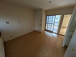 マロンハイム 105 1階2DKのリビング/ダイニング