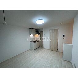 MQuarto若葉II 203 1階ワンルームのリビング/ダイニング