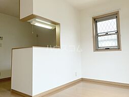 Ｒｏｙａｌ　Ｇａｒｄｅｎ　400＆16　Ｃ 1階2DKのリビング/ダイニング