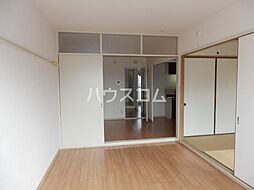 メゾン・シーウインド 302 3階3DKのリビング/ダイニング