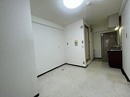 ビラ三秀中山 402 4階1DKのリビング/ダイニング