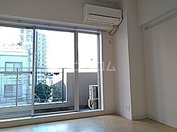 エヌエヌビル 320 3階1Kのリビング/ダイニング