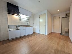 レジデンスこうだ 1階1DKのリビング/ダイニング