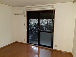 グランシャリオ 106 1階1Kのリビング/ダイニング