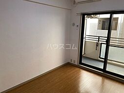 ドルチェ目白台 404 4階1Kのリビング/ダイニング