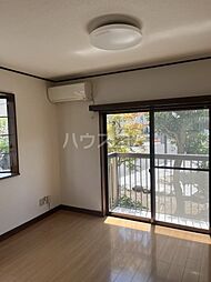 フィールドハウス 202 2階ワンルームのリビング/ダイニング