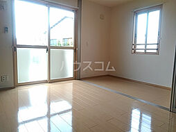 メゾンルミエール 2階1LDKのリビング/ダイニング