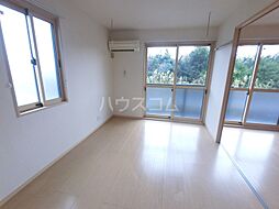 ウッズパディー　Ａ/Ｂ/Ｃ/Ｄ C101 1階2DKのリビング/ダイニング