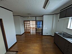 スカイハイツ田町 302 3階2LDKのリビング/ダイニング