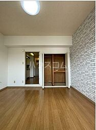 ホワイトパレス万年青 205 2階1Kのリビング/ダイニング