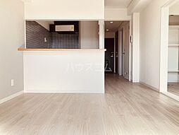 プライムアーバン武蔵野ヒルズＡ棟 404 3階2LDKのリビング/ダイニング