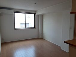 イーグレットコート 202 2階1LDKのリビング/ダイニング