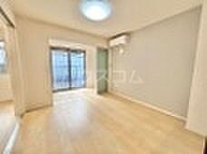 プレミエールみずき 102 1階1LDKのリビング/ダイニング