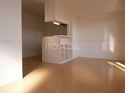 パンフレール 102 1階1LDKのリビング/ダイニング