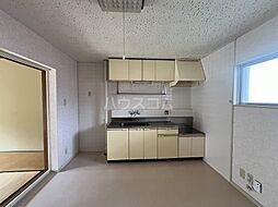 荒川マンション 303 3階2DKのリビング/ダイニング