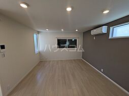 Wisdom 302 3階1LDKのリビング/ダイニング