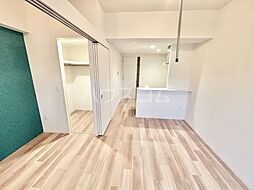 Osaka Metro御堂筋線 新大阪駅 徒歩10分の賃貸マンション 6階1LDKのリビング/ダイニング