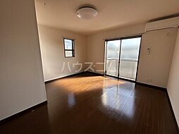 リーブルティコール 101 1階1Kのリビング/ダイニング