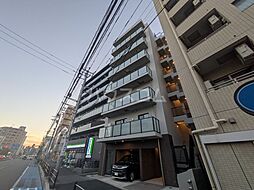 グレースティリア