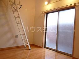 ロータスII 101 1階ワンルームのリビング/ダイニング