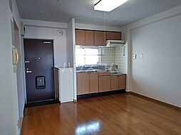 クリアメゾン 302 3階2LDKのリビング/ダイニング