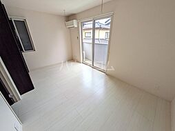 オーカー・ボア 2階1Kのリビング/ダイニング