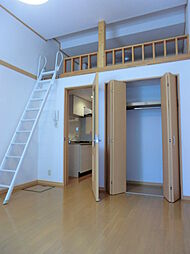 チェルシー富士見 205 2階1Kのリビング/ダイニング