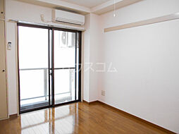 プレシャス西葛西 102 1階1Kのリビング/ダイニング