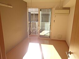 ドムス　Ｙ 107 1階1Kのリビング/ダイニング