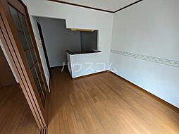 栗林第3ビル 2階2LDKのリビング/ダイニング