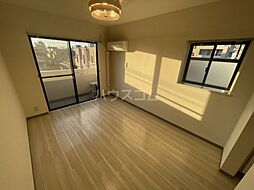 東急東横線 武蔵小杉駅 徒歩8分の賃貸マンション 4階ワンルームのリビング/ダイニング