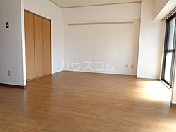 エクセレントアベ 301 3階2LDKのリビング/ダイニング