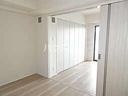 イーグルライズ舞浜 203 2階1DKのリビング/ダイニング