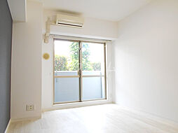 JR中央線 三鷹駅 徒歩8分の賃貸マンション 7階1Kのリビング/ダイニング