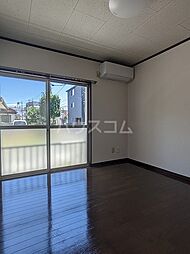 ヴィラ仁 201 2階ワンルームのリビング/ダイニング