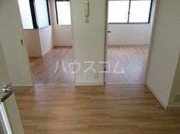 ベルグランデ 402 4階2DKのリビング/ダイニング