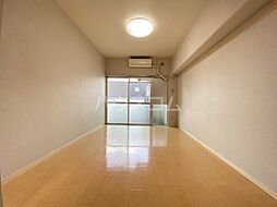 大手町ビル 405 4階2LDKのリビング/ダイニング