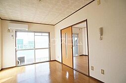 ミルキーウェイ 304 3階2DKのリビング/ダイニング