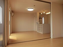 Ｎｏｖｅｌ　Ｃｏｕｒｔ　ＩＭＡＩＳＥ　Ｂ 102 1階1LDKのリビング/ダイニング